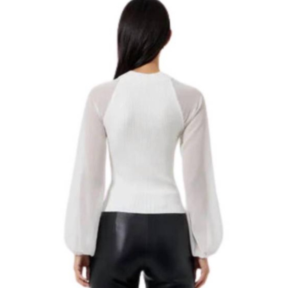 French Connection Ribbed White Blouse With Sheer Sleeves Size Large - Picture 2 of 7